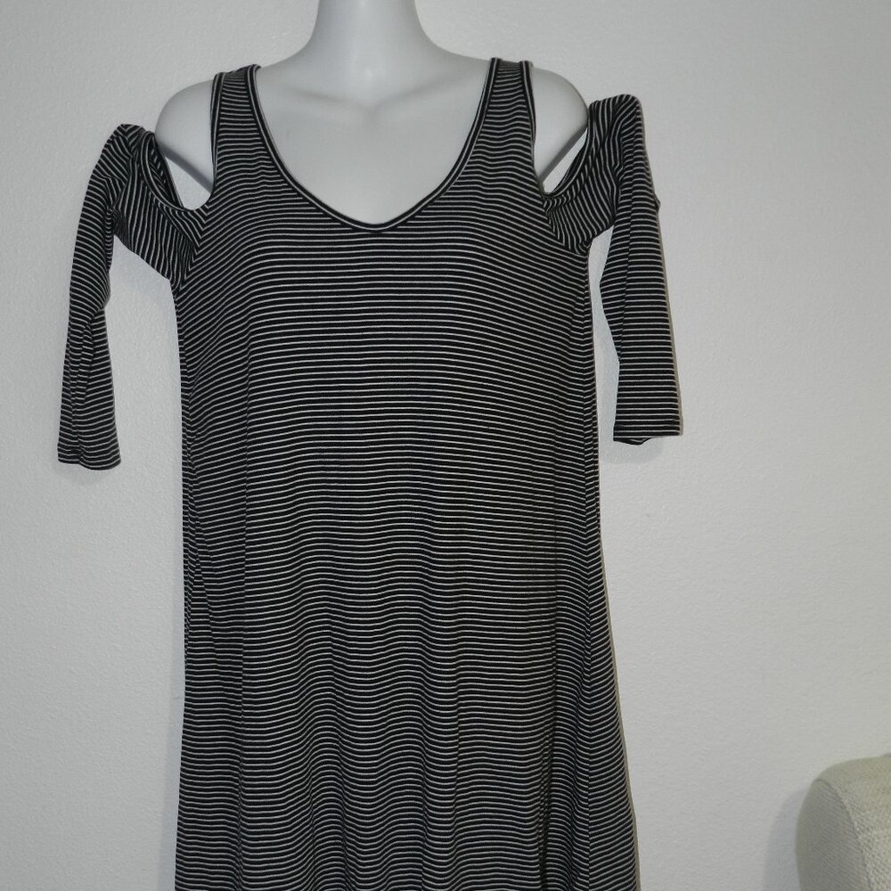 NWT Vibe Sportswear ribbed knit thin black and white stripe cold shoulder dress
